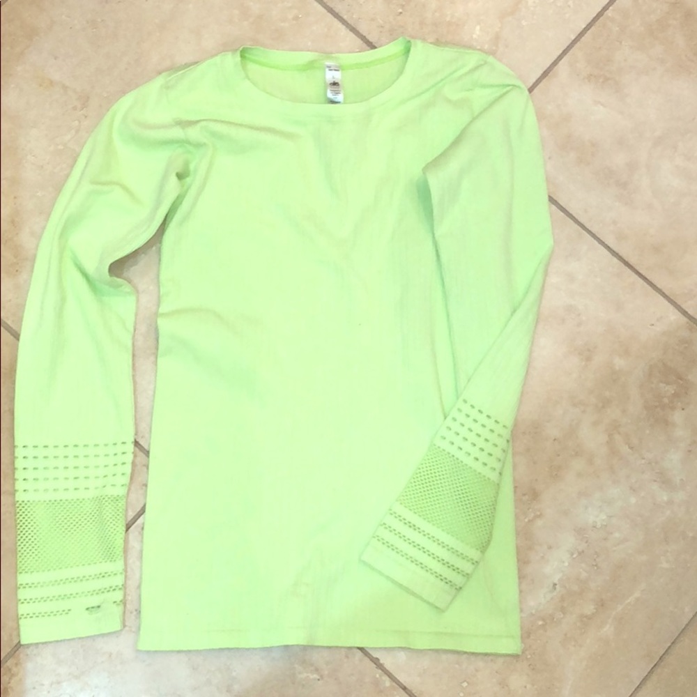 Workout top. Worn once